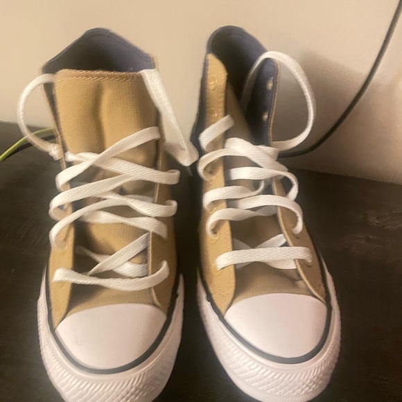 Brand converse sneakers!! - Picture 2 of 6